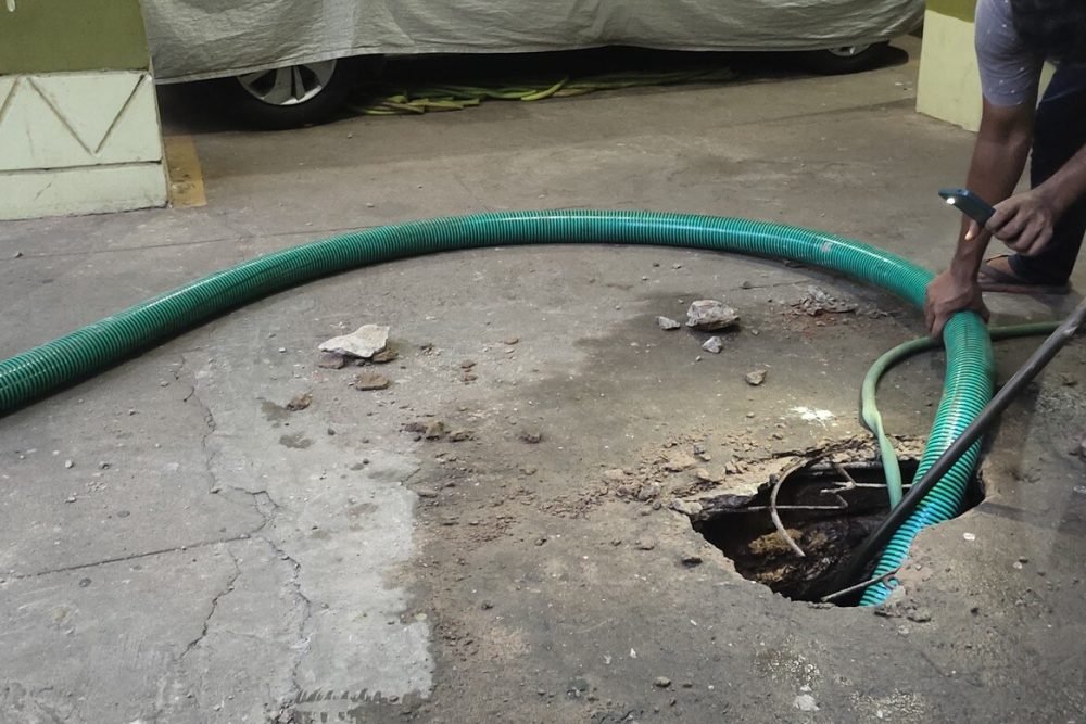 john-septic-tank-cleaning